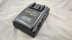 1020-029 Meritool pp5025 12v/20v Lithium ion Battery Charger