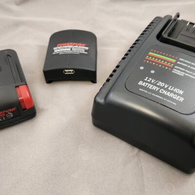 5550-4-20v USB Power Source w/Battery and Charger